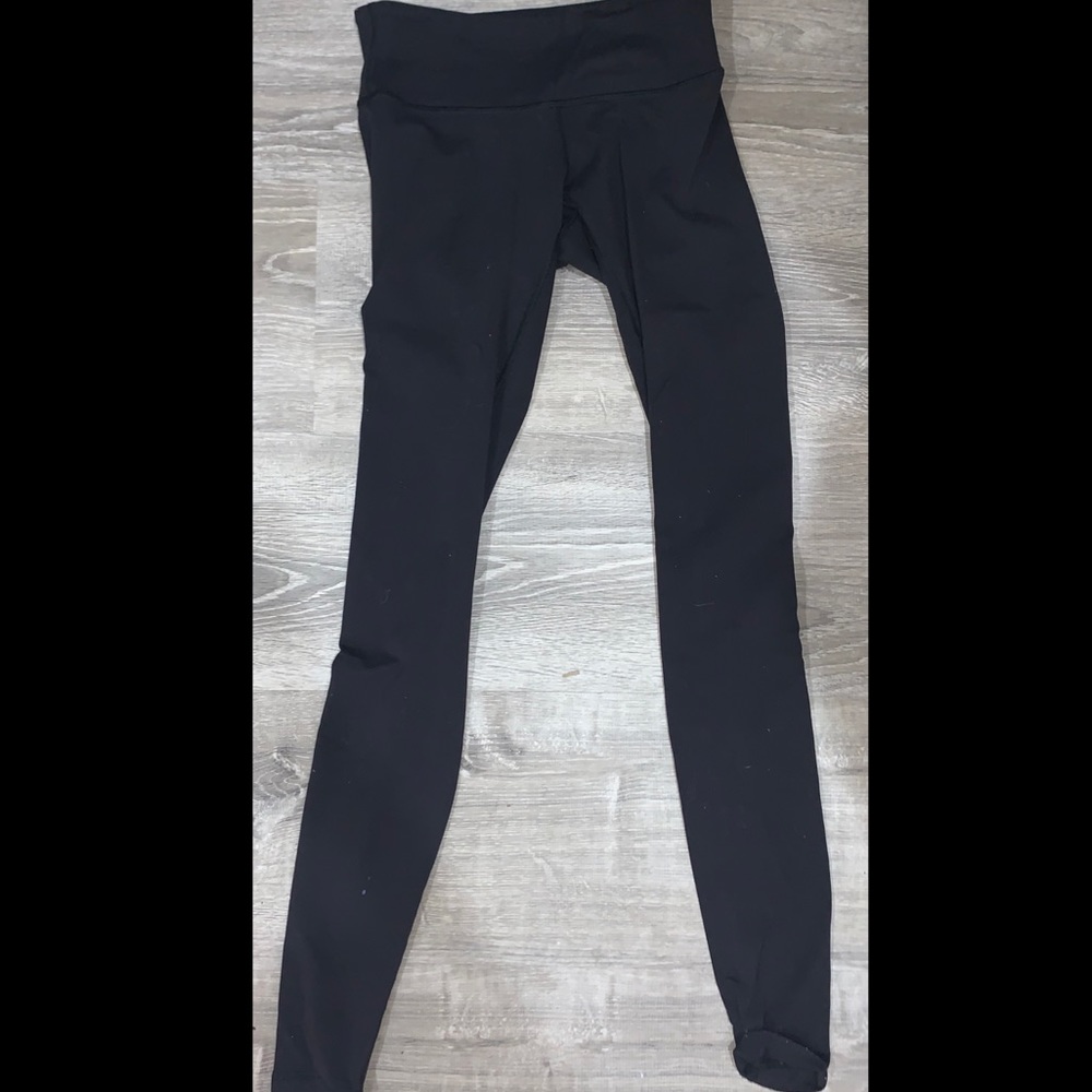 Lulu lemon black wunder under leggings